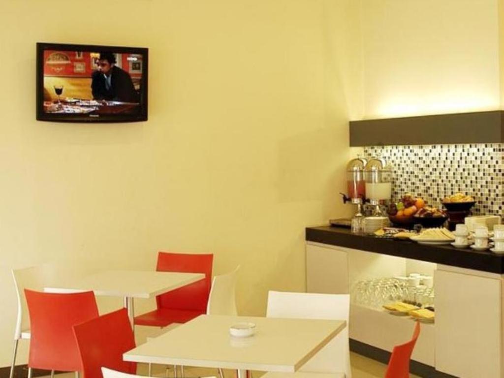 Hotel Orlen Yogyakarta Exterior photo